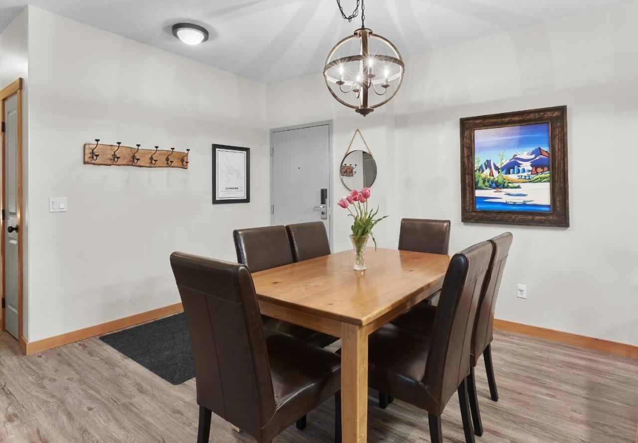 קאנמור Newly Renovated Grizzly Lodge, Spacious 3Br 2Ba With Open Pool, Hot Tub מראה חיצוני תמונה