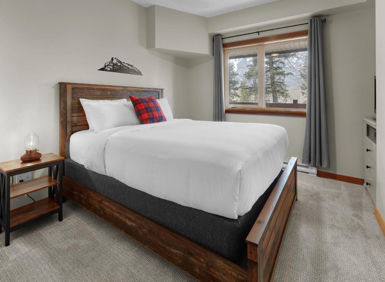 קאנמור Newly Renovated Grizzly Lodge, Spacious 3Br 2Ba With Open Pool, Hot Tub מראה חיצוני תמונה